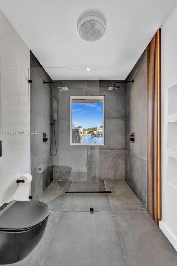 19801 23rd Ave, Miami, FL 33180 | Picture 33