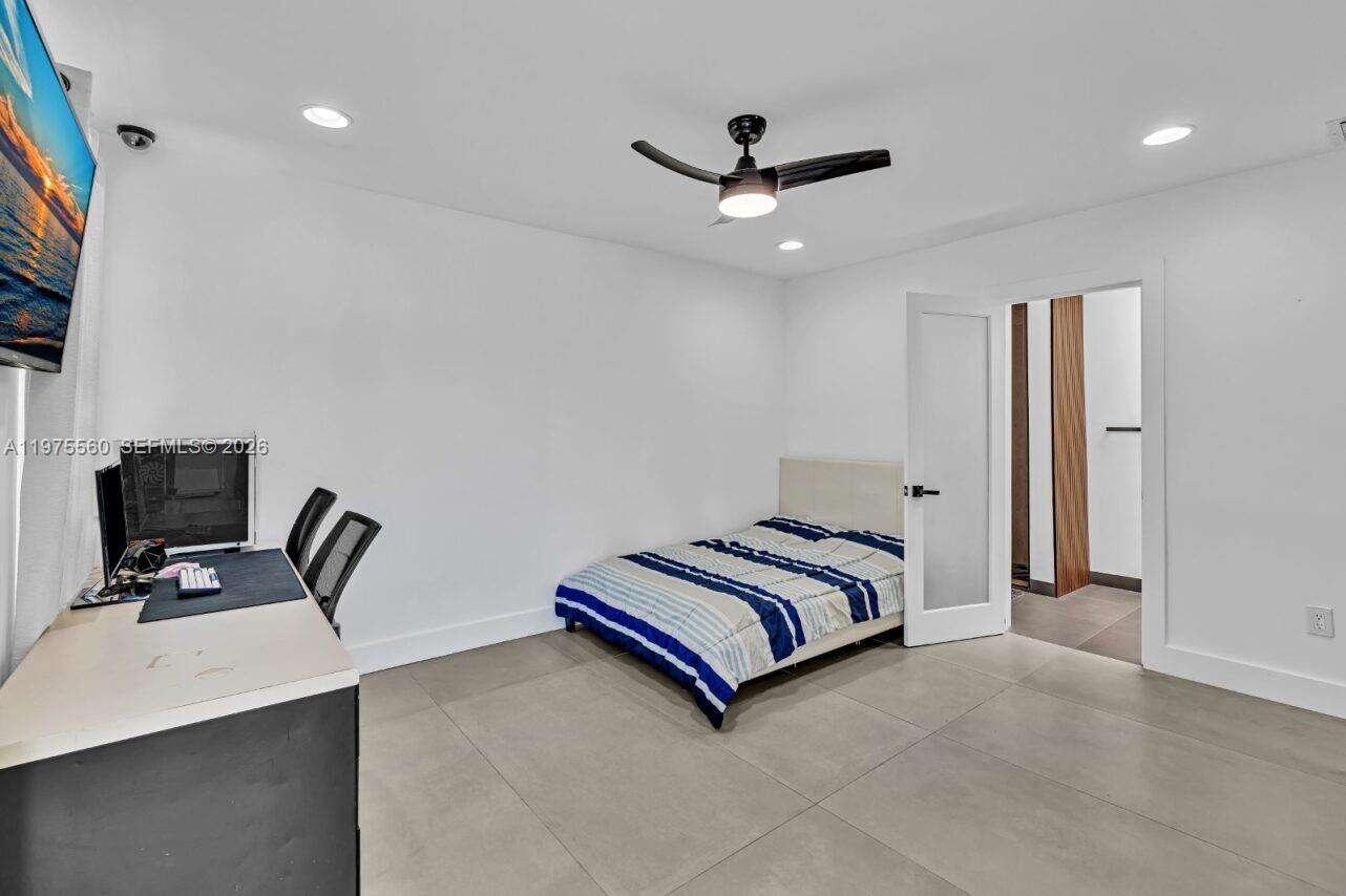 19801 23rd Ave, Miami, FL 33180 | Picture 35