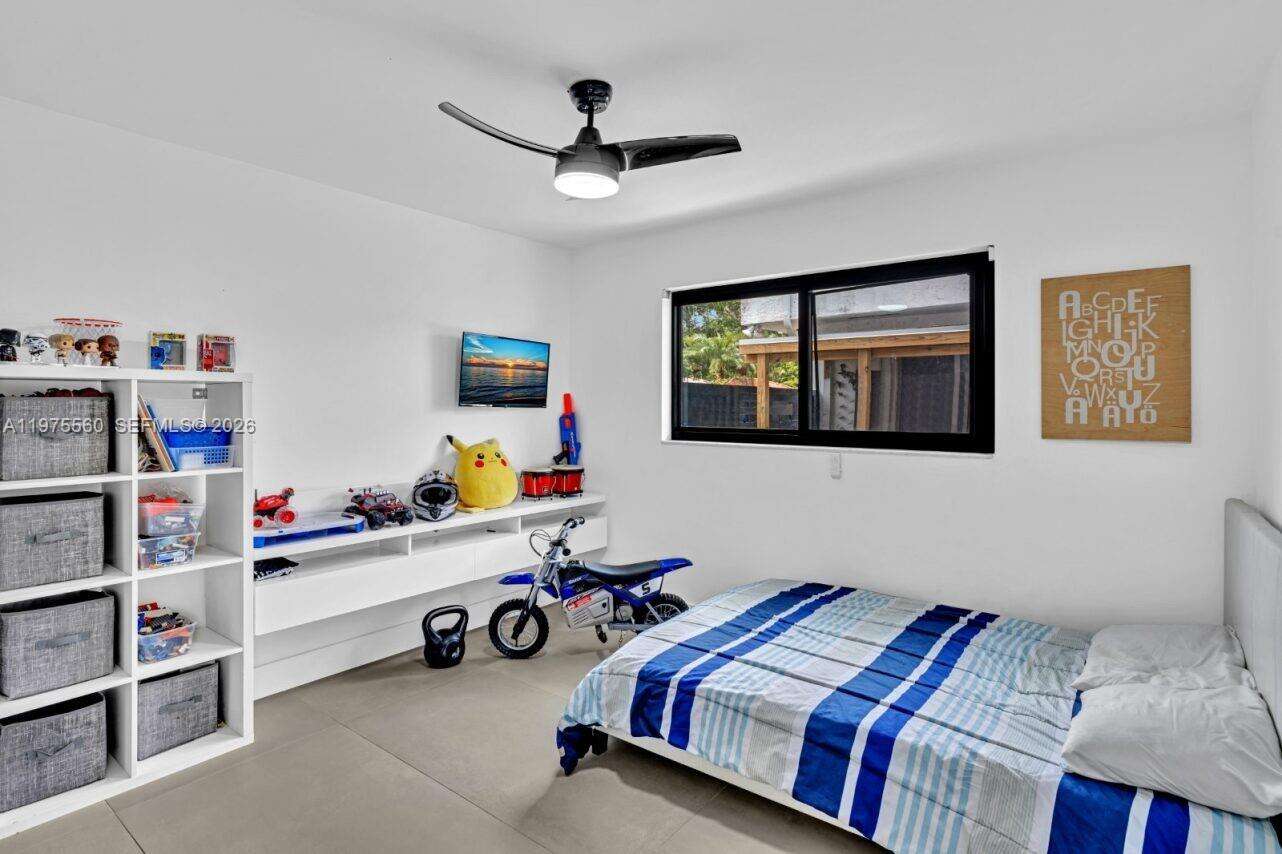 19801 23rd Ave, Miami, FL 33180 | Picture 36