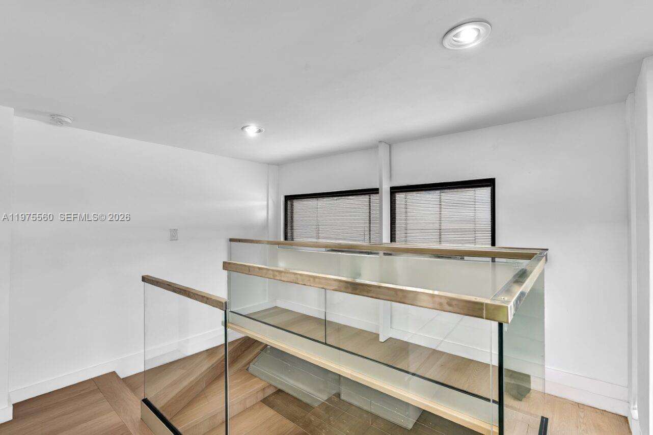 19801 23rd Ave, Miami, FL 33180 | Picture 42