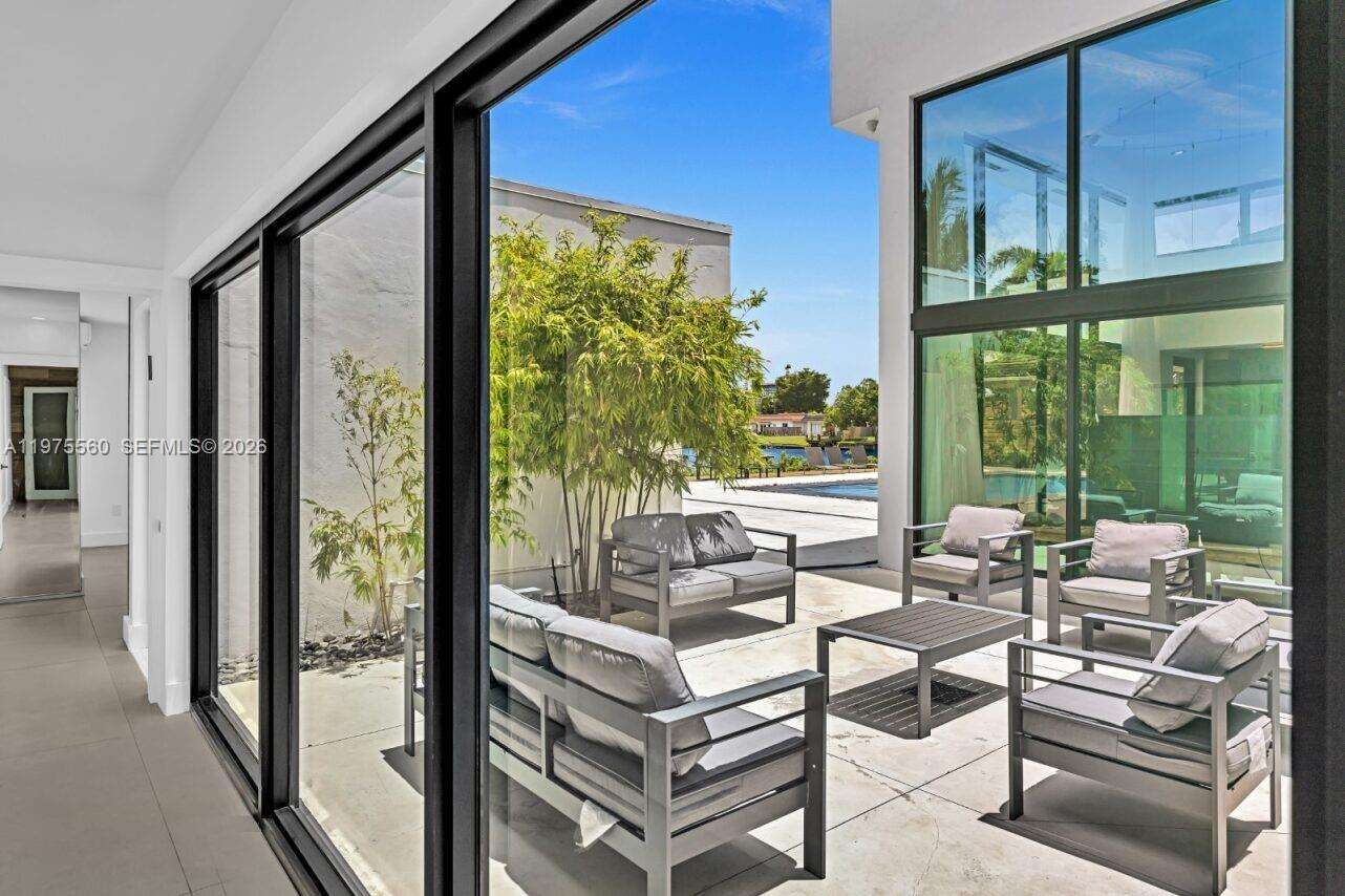 19801 23rd Ave, Miami, FL 33180 | Picture 50