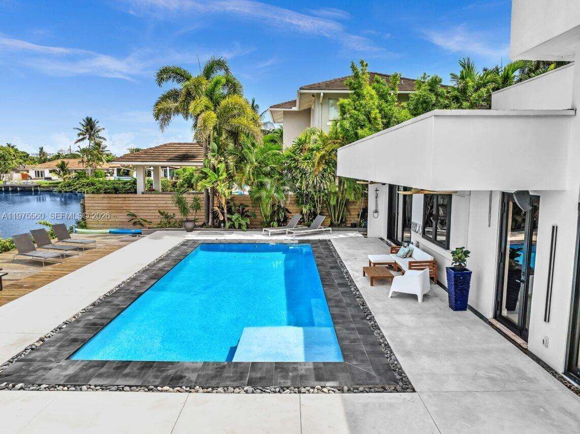 19801 23rd Ave, Miami, FL 33180 | Picture 54