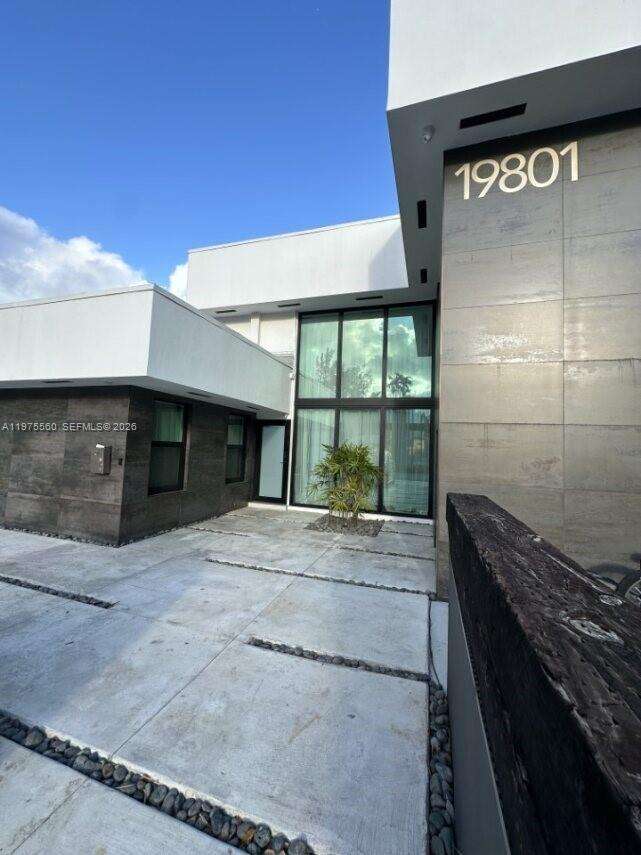 19801 23rd Ave, Miami, FL 33180 | Picture 7
