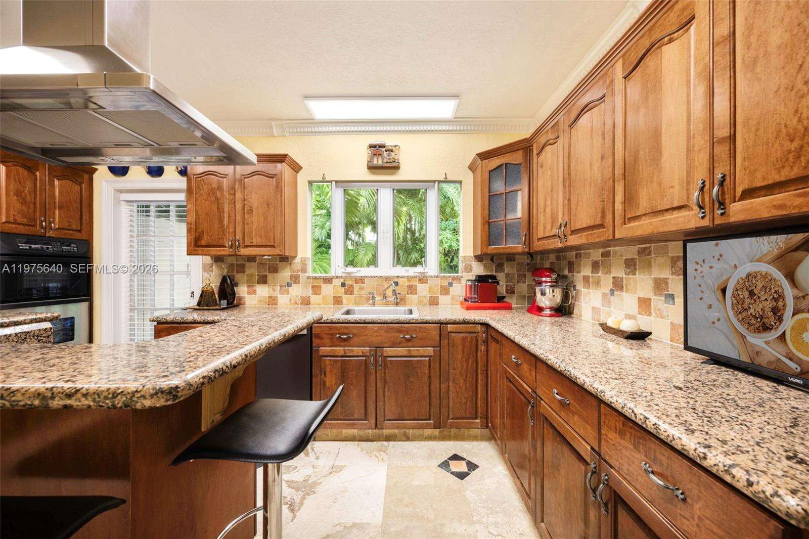 1645 Bayshore Dr, Coconut Grove, FL 33133 | Picture 16