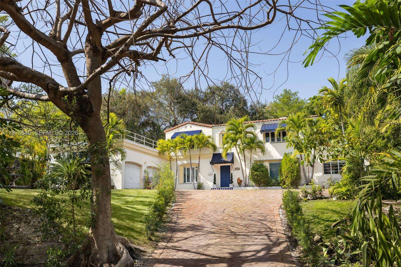 1645 Bayshore Dr, Coconut Grove, FL 33133 | Picture 3