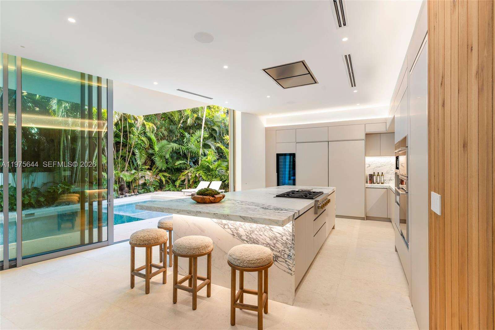 1616 Onaway Dr, Miami, FL 33133 | Picture 24