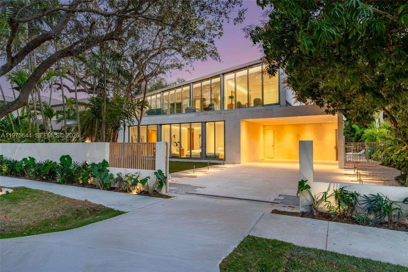 1616 Onaway Dr, Miami, FL 33133 | Picture 7