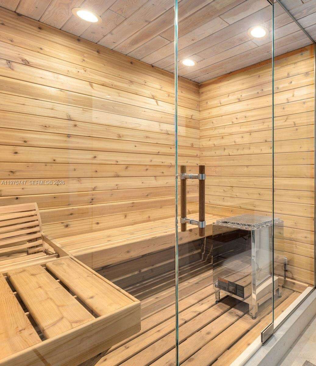 7150 Lago Dr, Coral Gables, FL 33143 | Picture 24