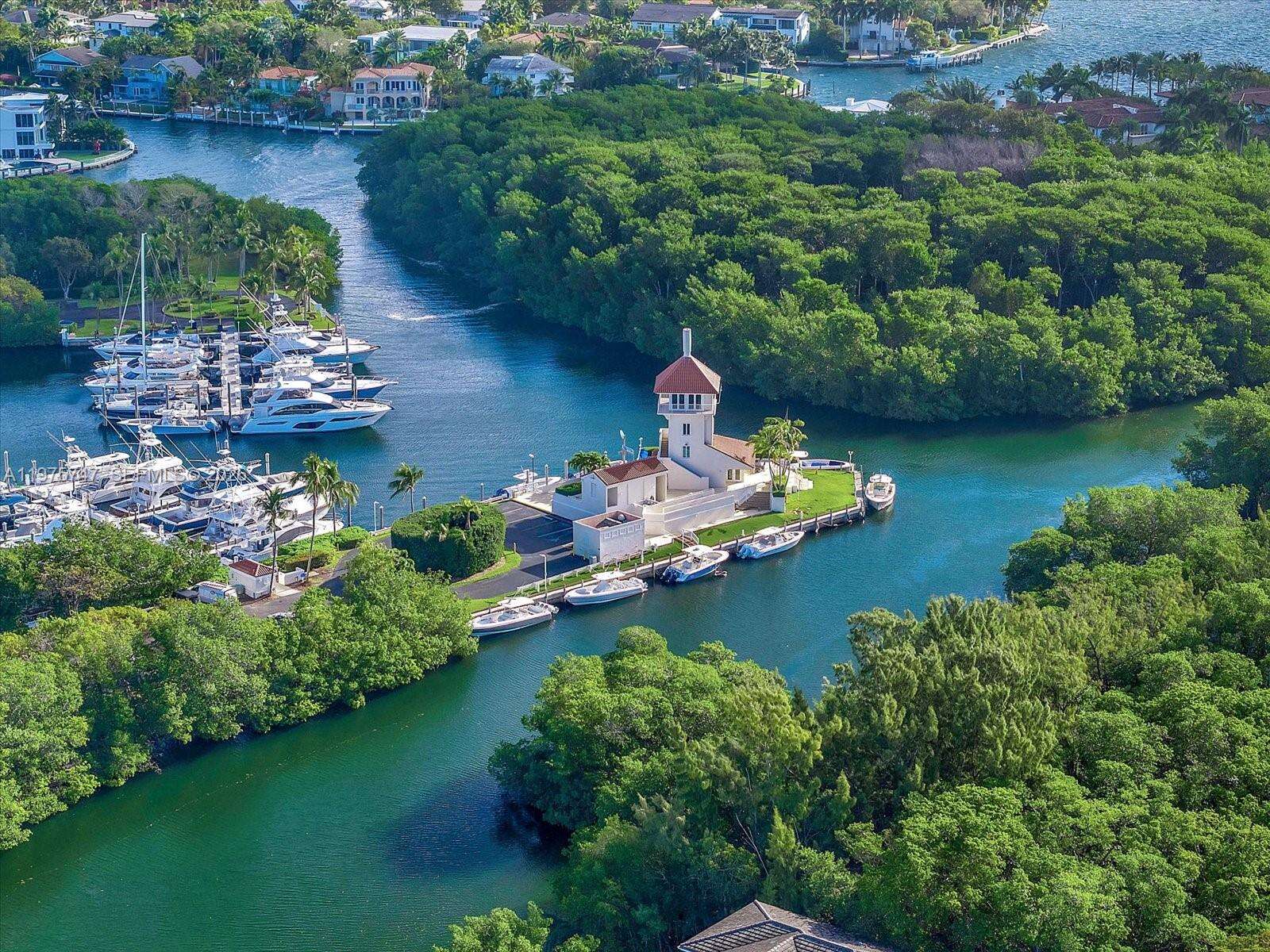 7150 Lago Dr, Coral Gables, FL 33143 | Picture 35