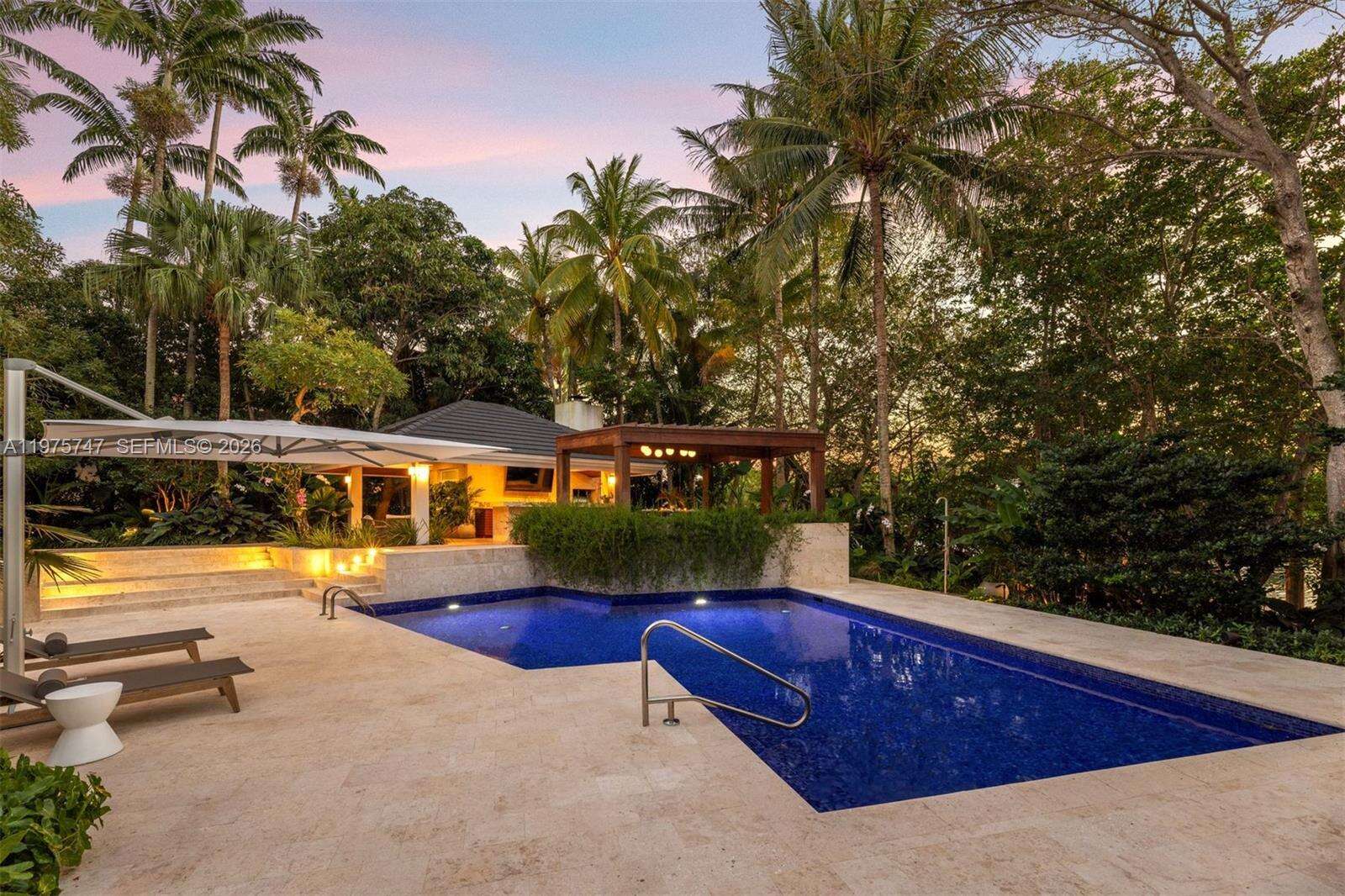 7150 Lago Dr, Coral Gables, FL 33143 | Picture 5