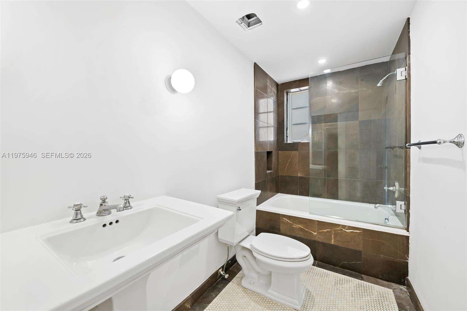 1545 Meridian Ave, Miami Beach, FL 33139 | Picture 13