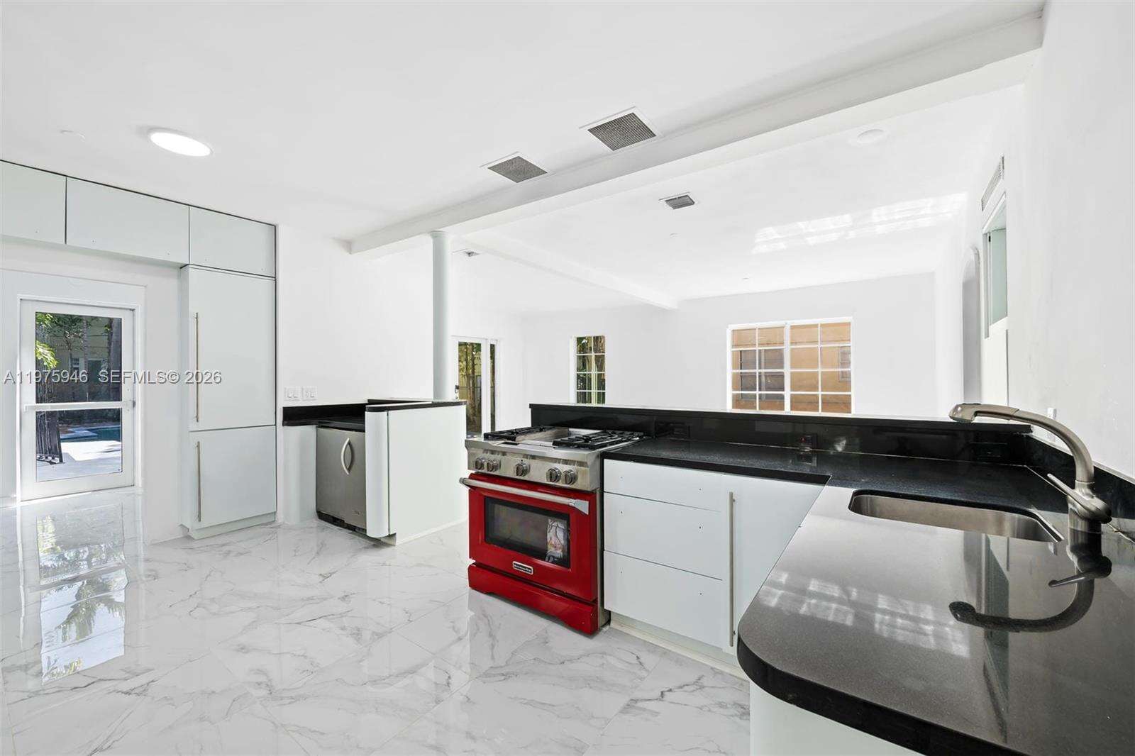 1545 Meridian Ave, Miami Beach, FL 33139 | Picture 35