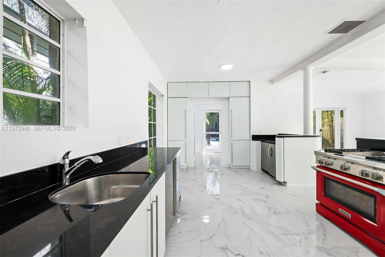 1545 Meridian Ave, Miami Beach, FL 33139 | Picture 36