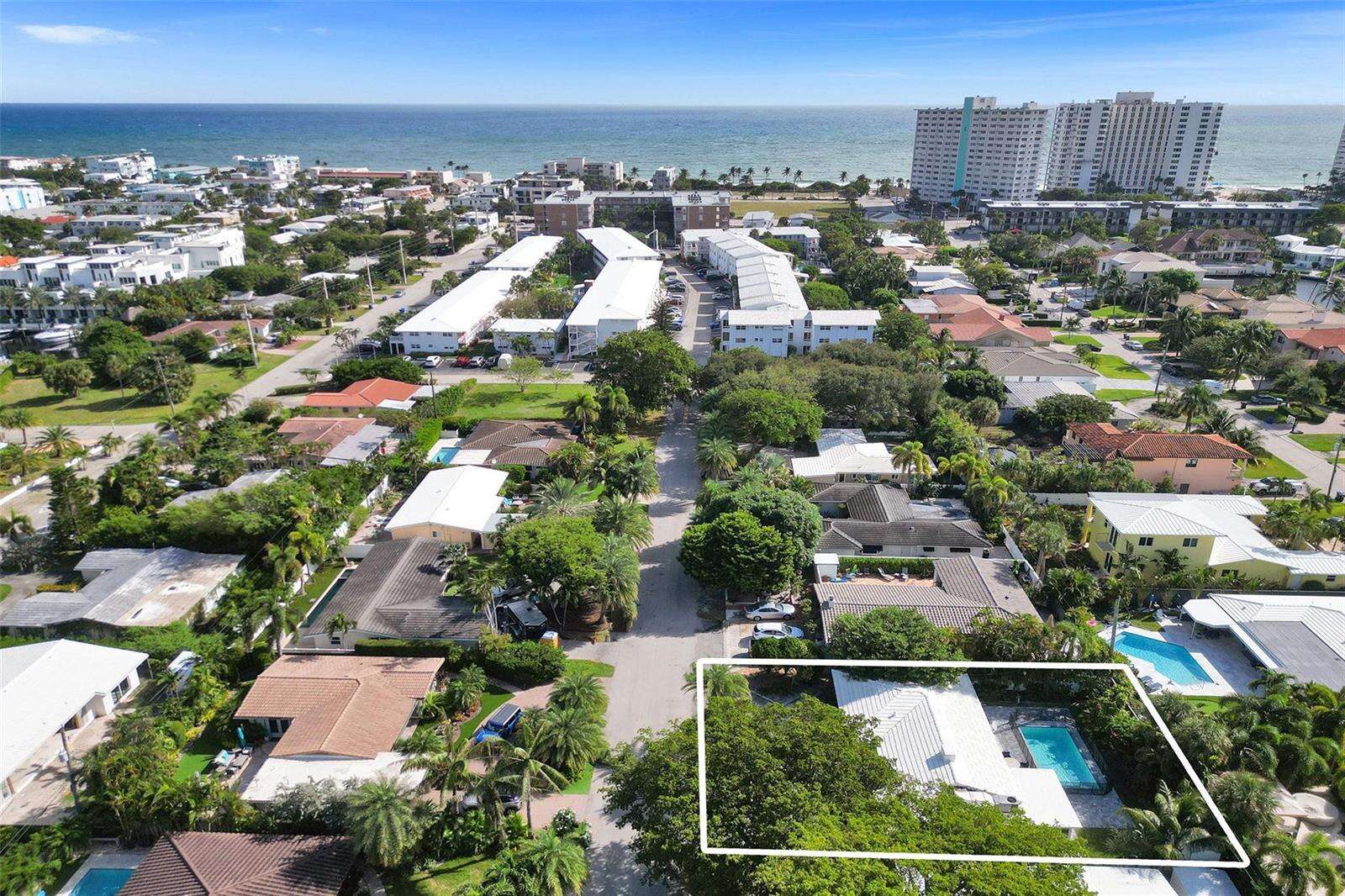 260 Allenwood, Lauderdale By The Sea, FL 33308 - For Sale photo 1