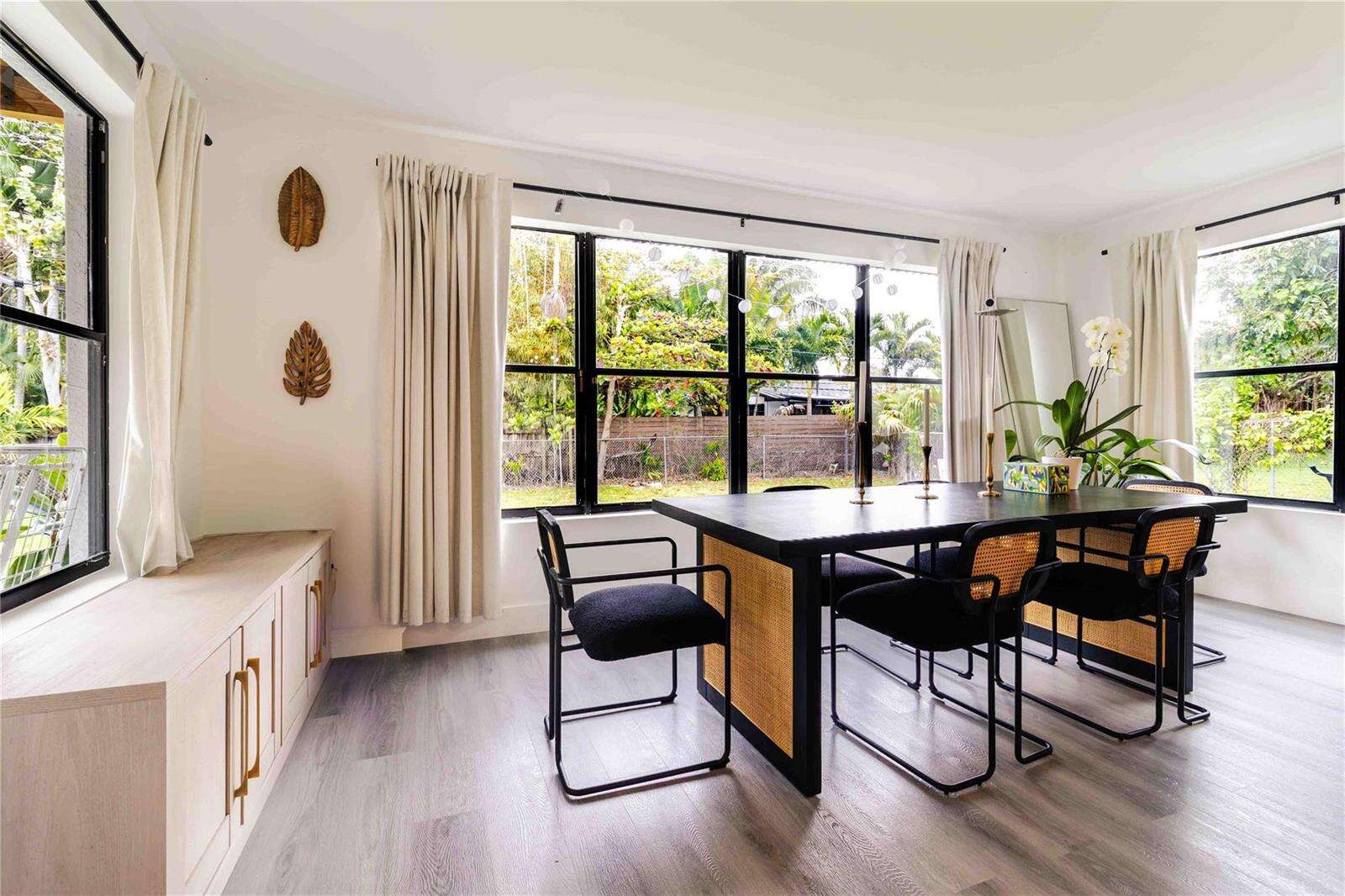 2515 207th, Miami, FL 33180 - For Sale photo 13