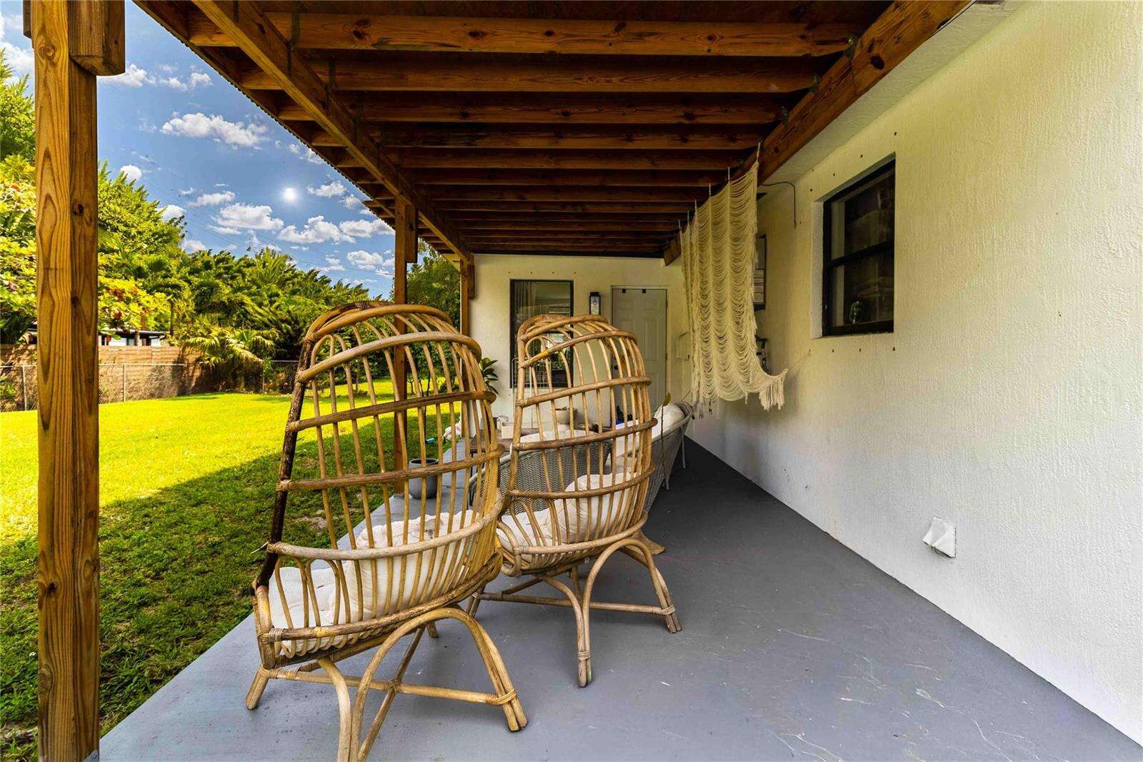 2515 207th, Miami, FL 33180 - For Sale photo 42