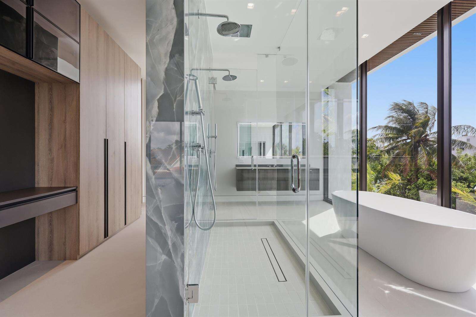 930 Shore, Miami Beach, FL 33141 - For Sale photo 26