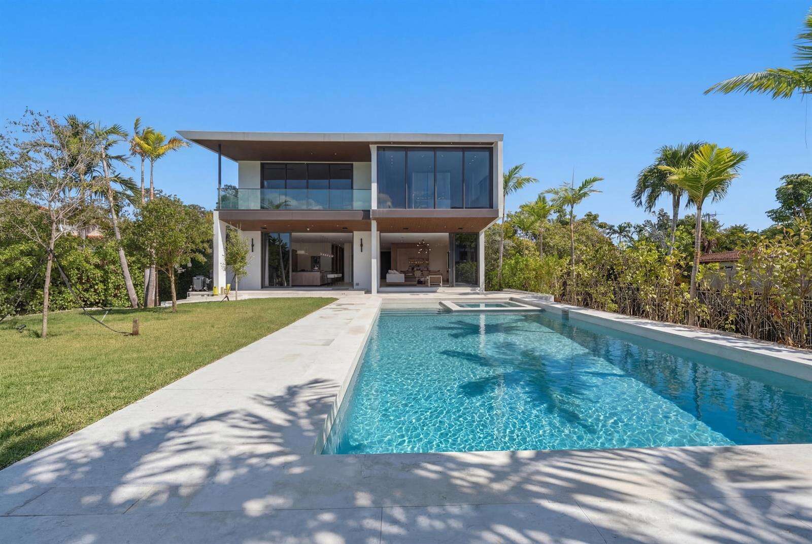 930 Shore, Miami Beach, FL 33141 - For Sale photo 34
