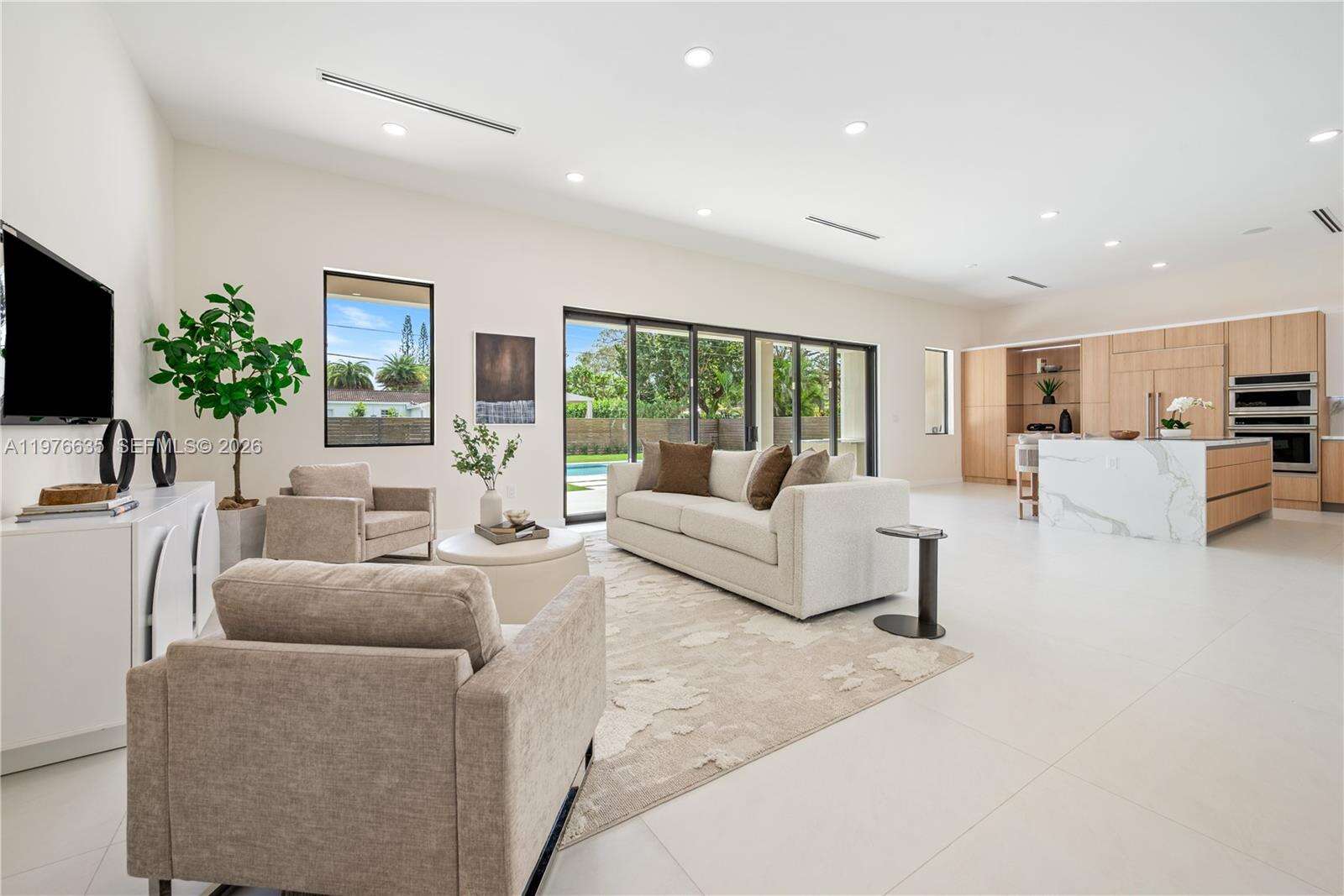 6990 58th St, Miami, FL 33143 | Picture 3