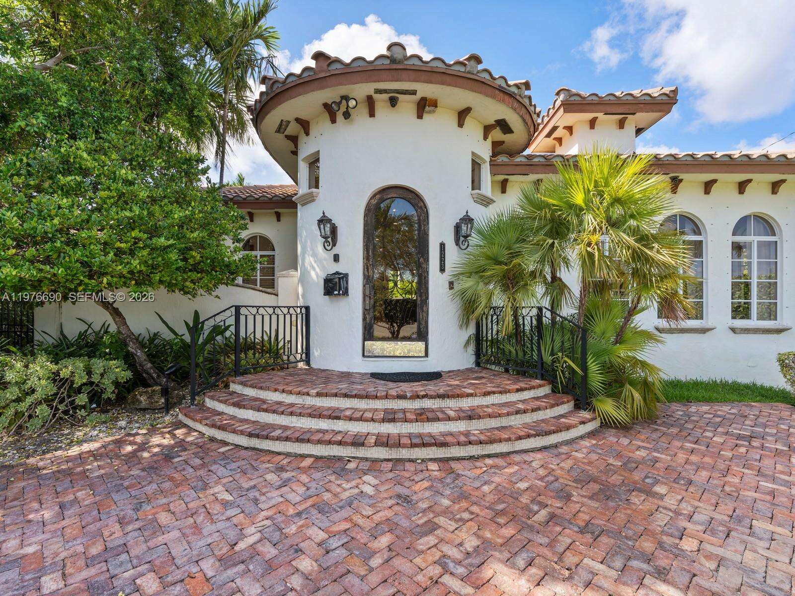 1223 Jackson St, Hollywood, FL 33019 | Picture 41