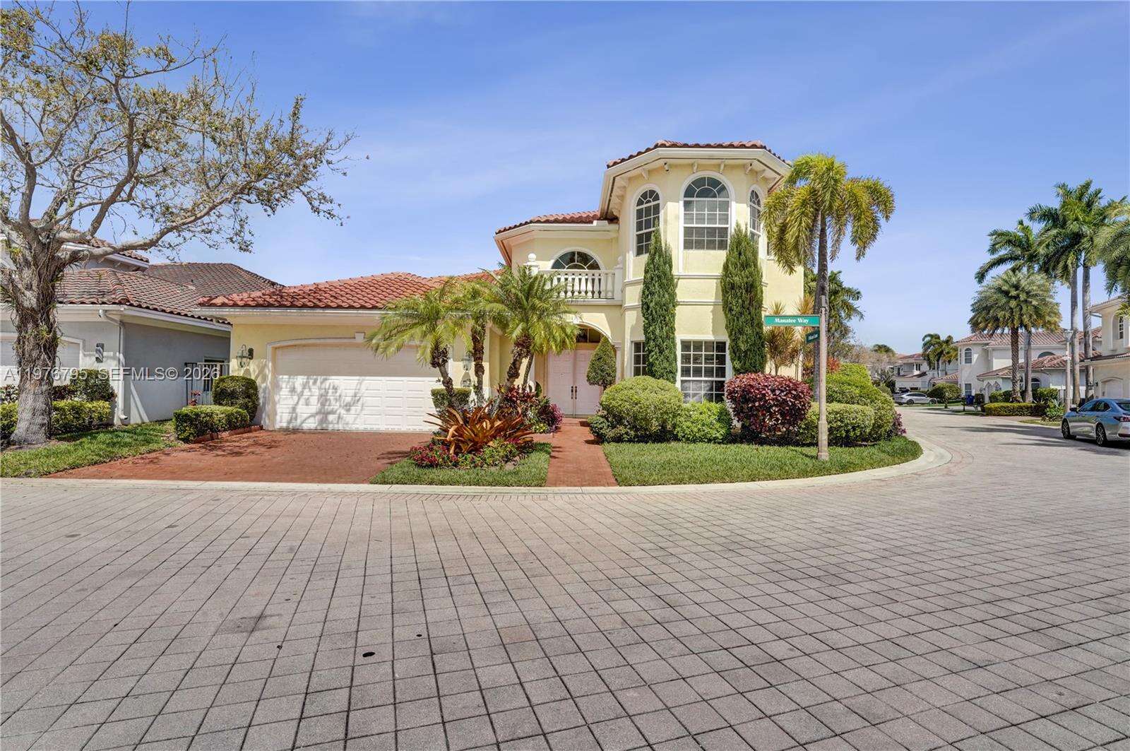 901 Manatee Way, Hollywood, FL 33019 | Picture 50