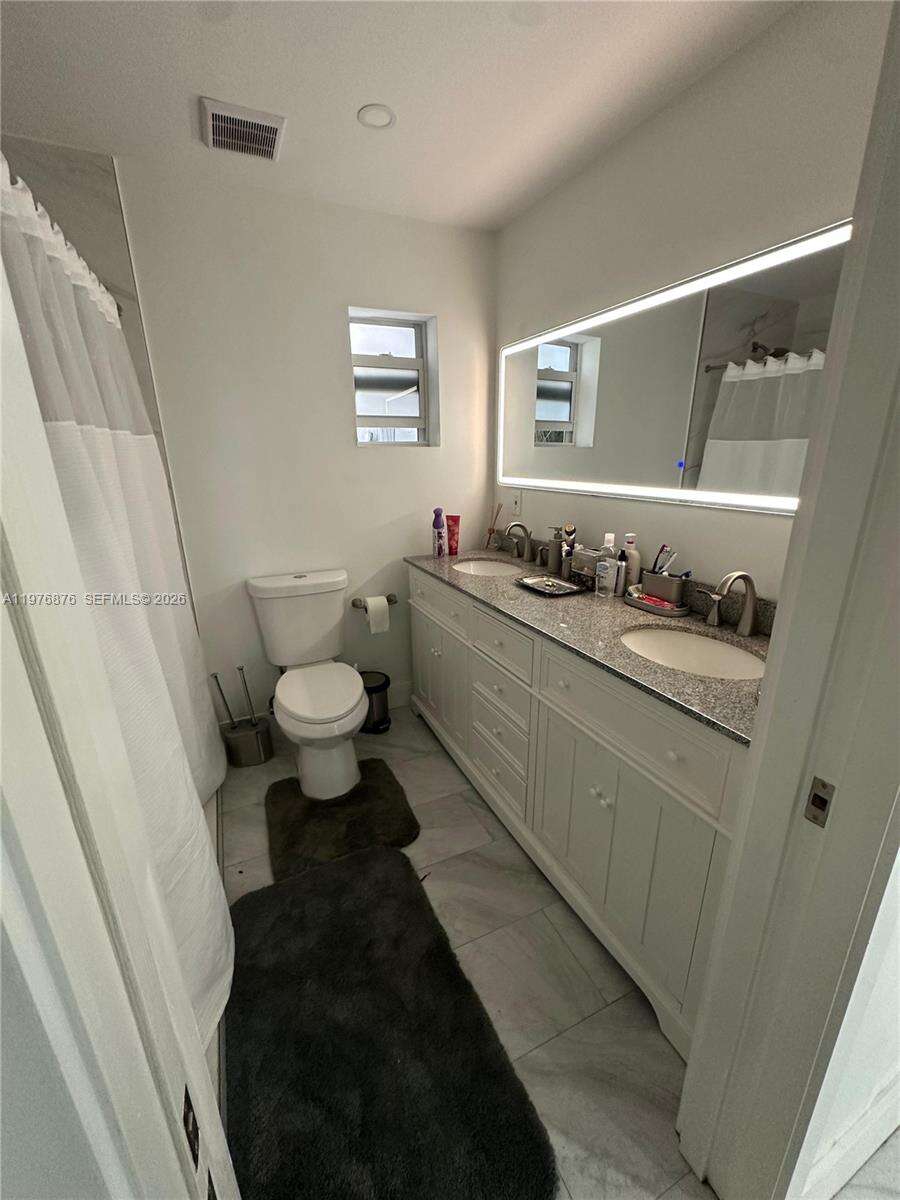 5710 Douglas St, Hollywood, FL 33021 - For Sale photo 5