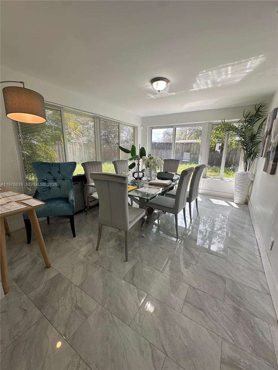 5710 Douglas St, Hollywood, FL 33021 - For Sale photo 10