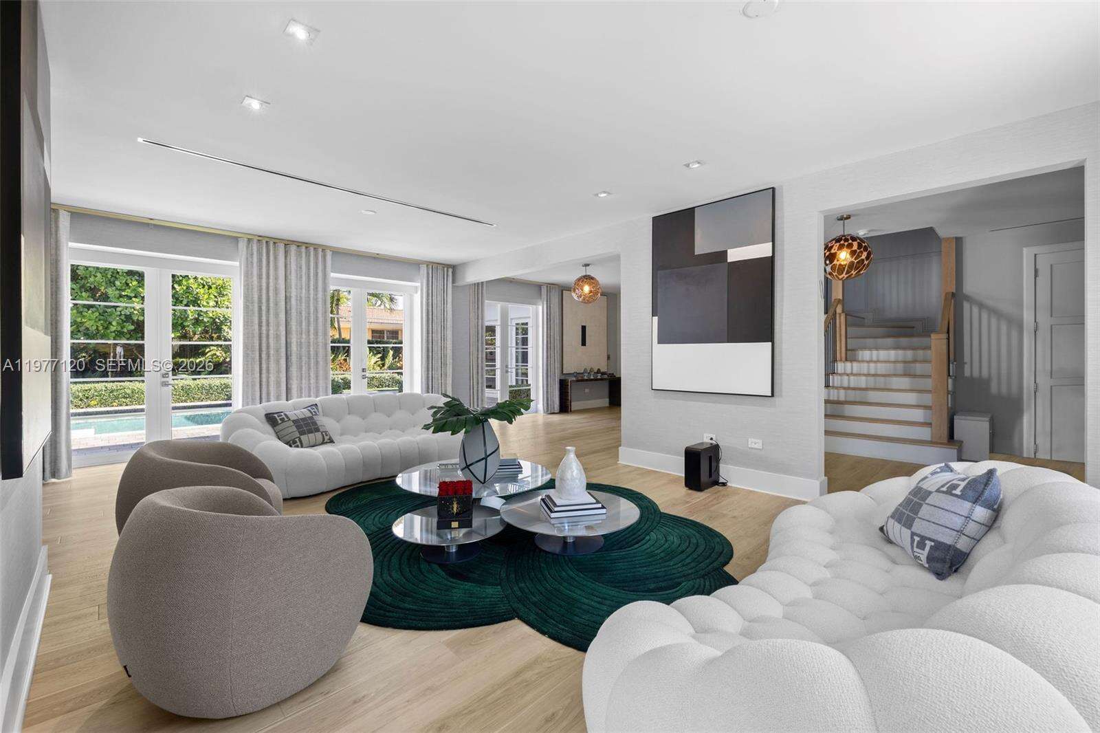 2887 Pine Tree Dr, Miami Beach, FL 33140 | Picture 3