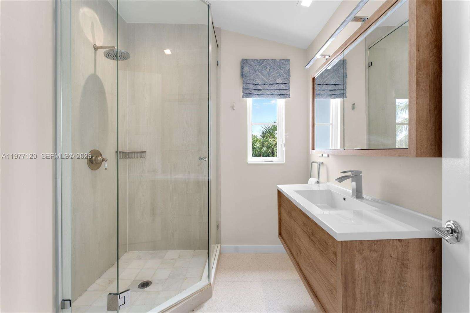 2887 Pine Tree Dr, Miami Beach, FL 33140 | Picture 31