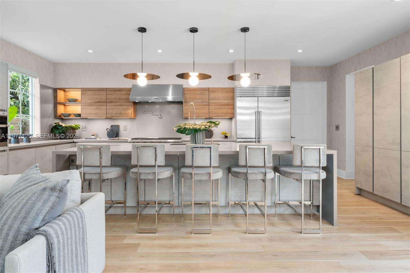 2887 Pine Tree Dr, Miami Beach, FL 33140 | Picture 7