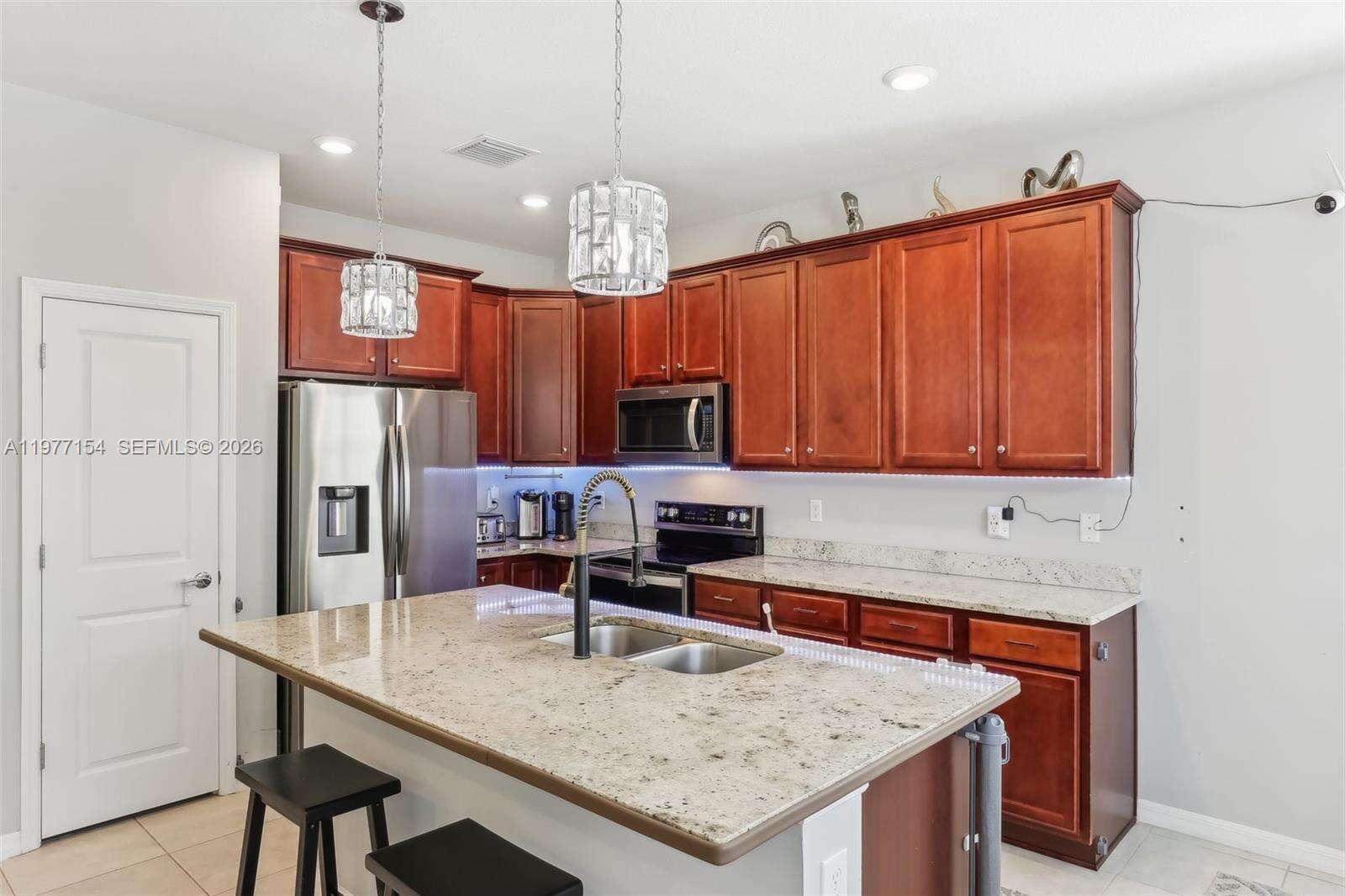 1402 Myrtle Oak Ter, Hollywood, FL 33021 | Picture 11