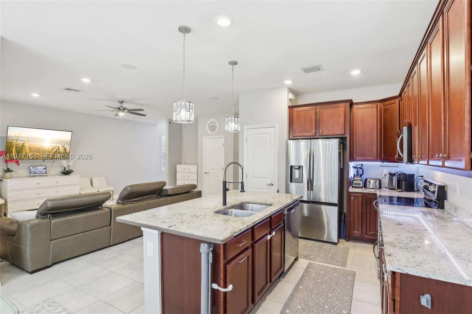 1402 Myrtle Oak Ter, Hollywood, FL 33021 | Picture 12