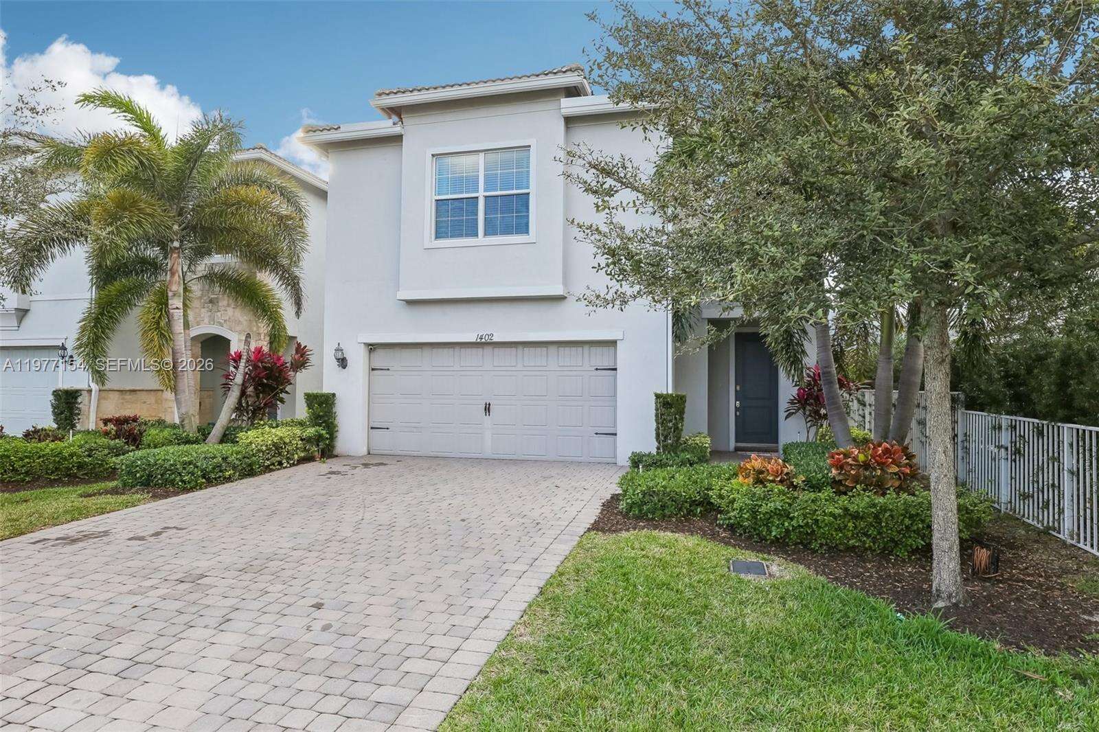 1402 Myrtle Oak Ter, Hollywood, FL 33021 | Picture 3