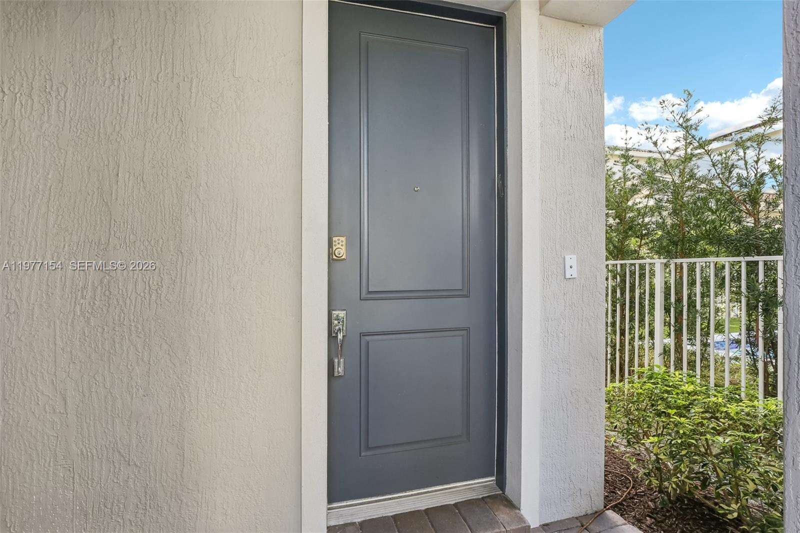 1402 Myrtle Oak Ter, Hollywood, FL 33021 | Picture 4