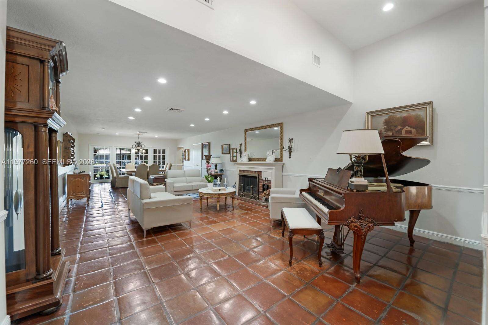 2046 15th St, Fort Lauderdale, FL 33304 | Picture 13