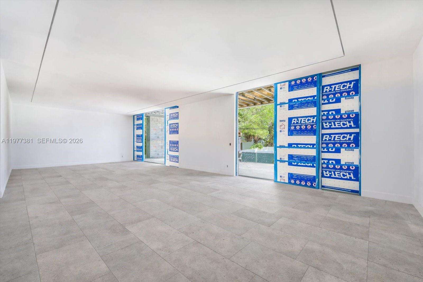 7701 Coquina Dr, North Bay Village, FL 33141 | Picture 10