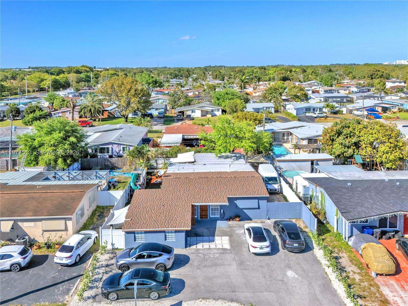 7151 Taft St, Hollywood, FL 33024 - For Sale photo 1