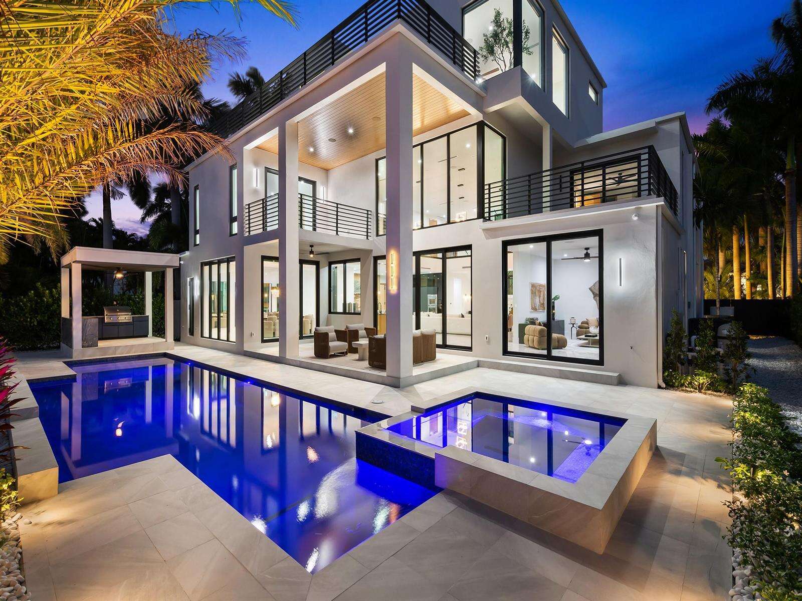 111 Fiesta, Fort Lauderdale, FL 33301 - For Sale photo 1