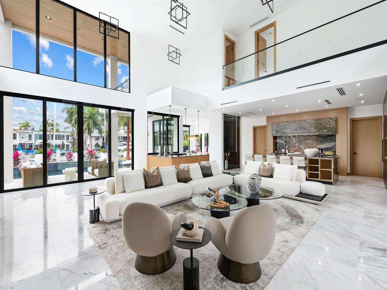 111 Fiesta, Fort Lauderdale, FL 33301 - For Sale photo 14