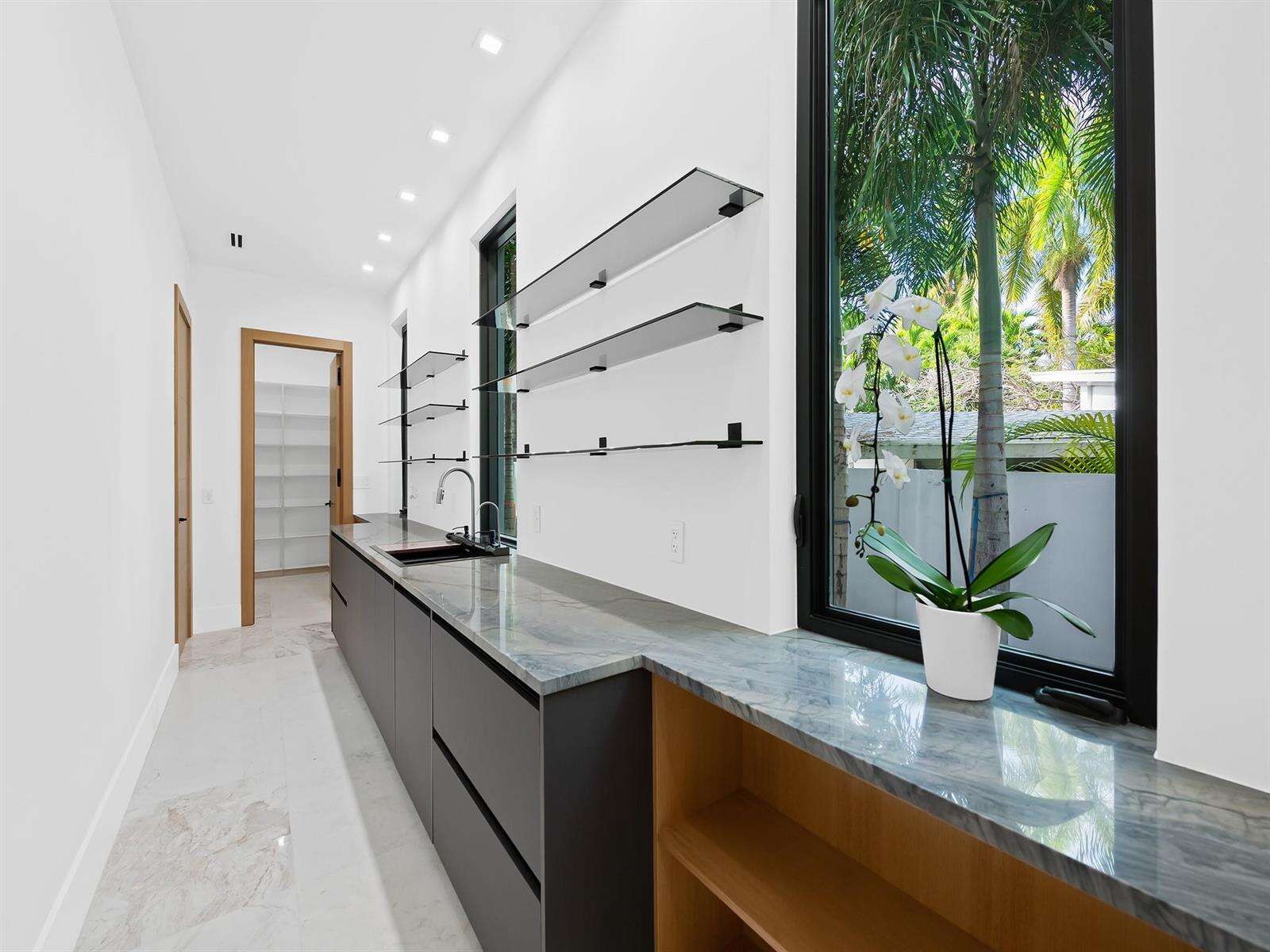 111 Fiesta, Fort Lauderdale, FL 33301 - For Sale photo 21