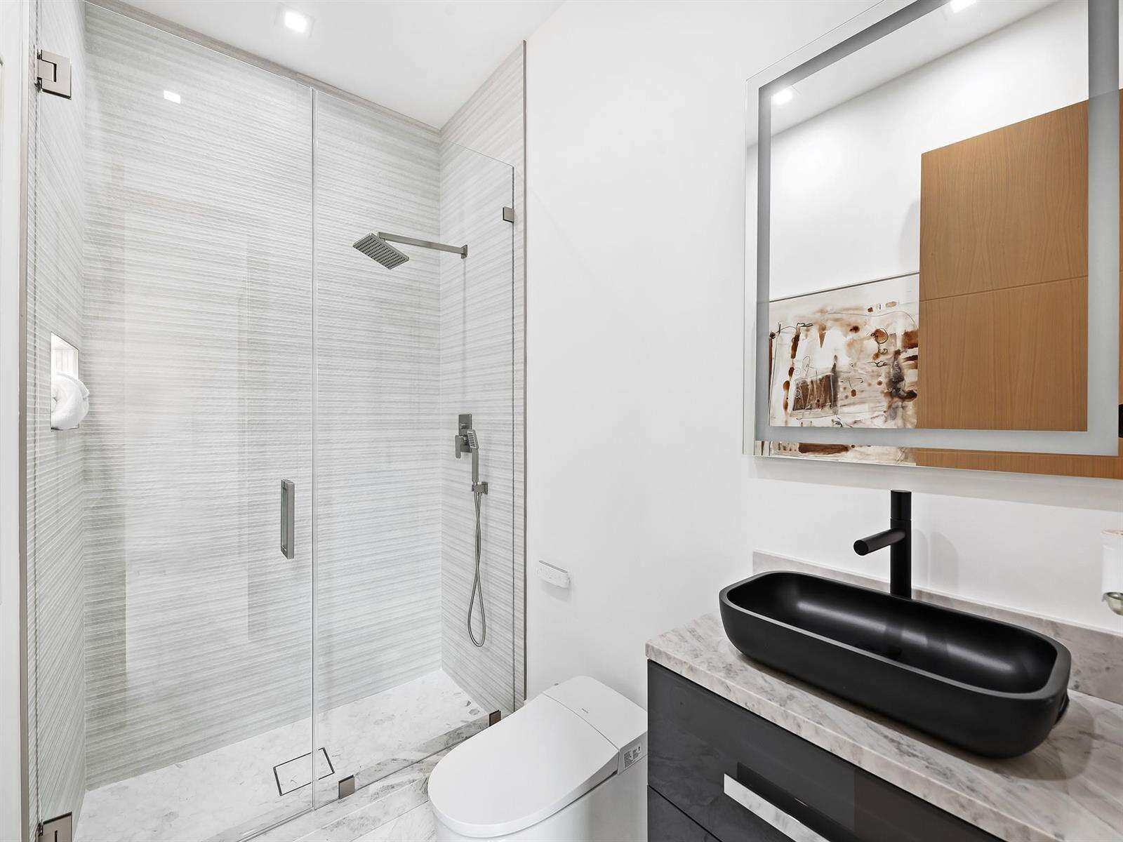 111 Fiesta, Fort Lauderdale, FL 33301 - For Sale photo 32