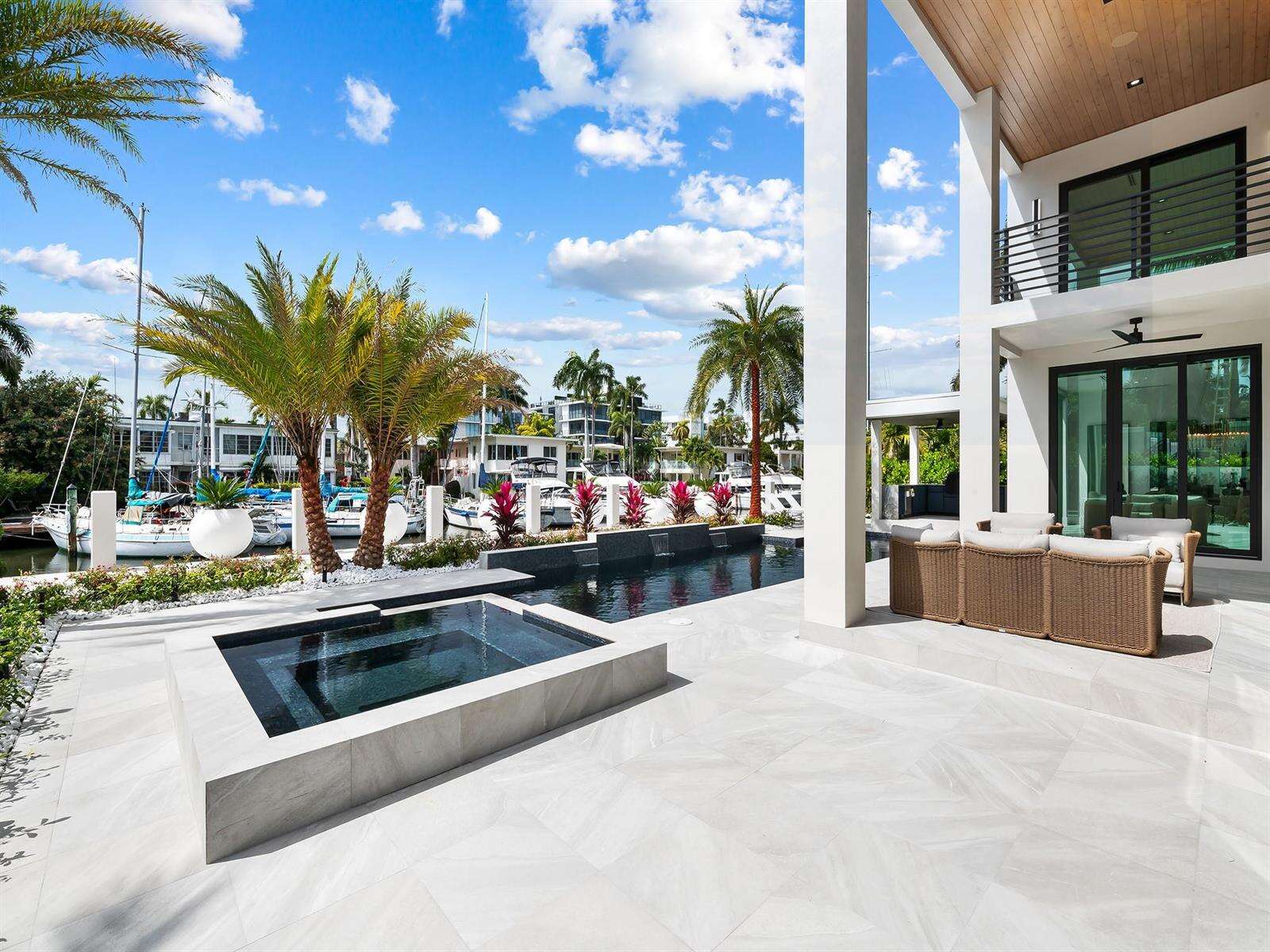 111 Fiesta, Fort Lauderdale, FL 33301 - For Sale photo 8