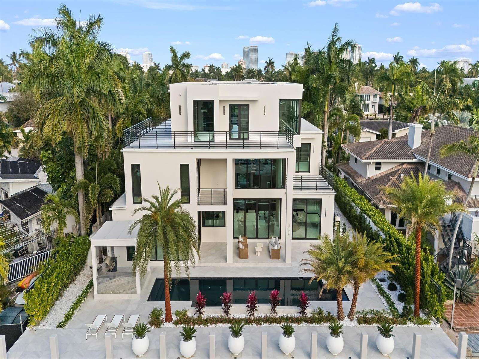 111 Fiesta, Fort Lauderdale, FL 33301 - For Sale photo 71