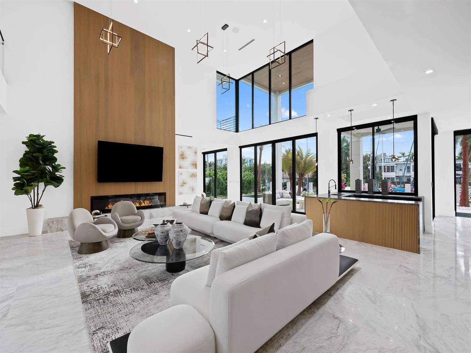 111 Fiesta, Fort Lauderdale, FL 33301 - For Sale photo 77