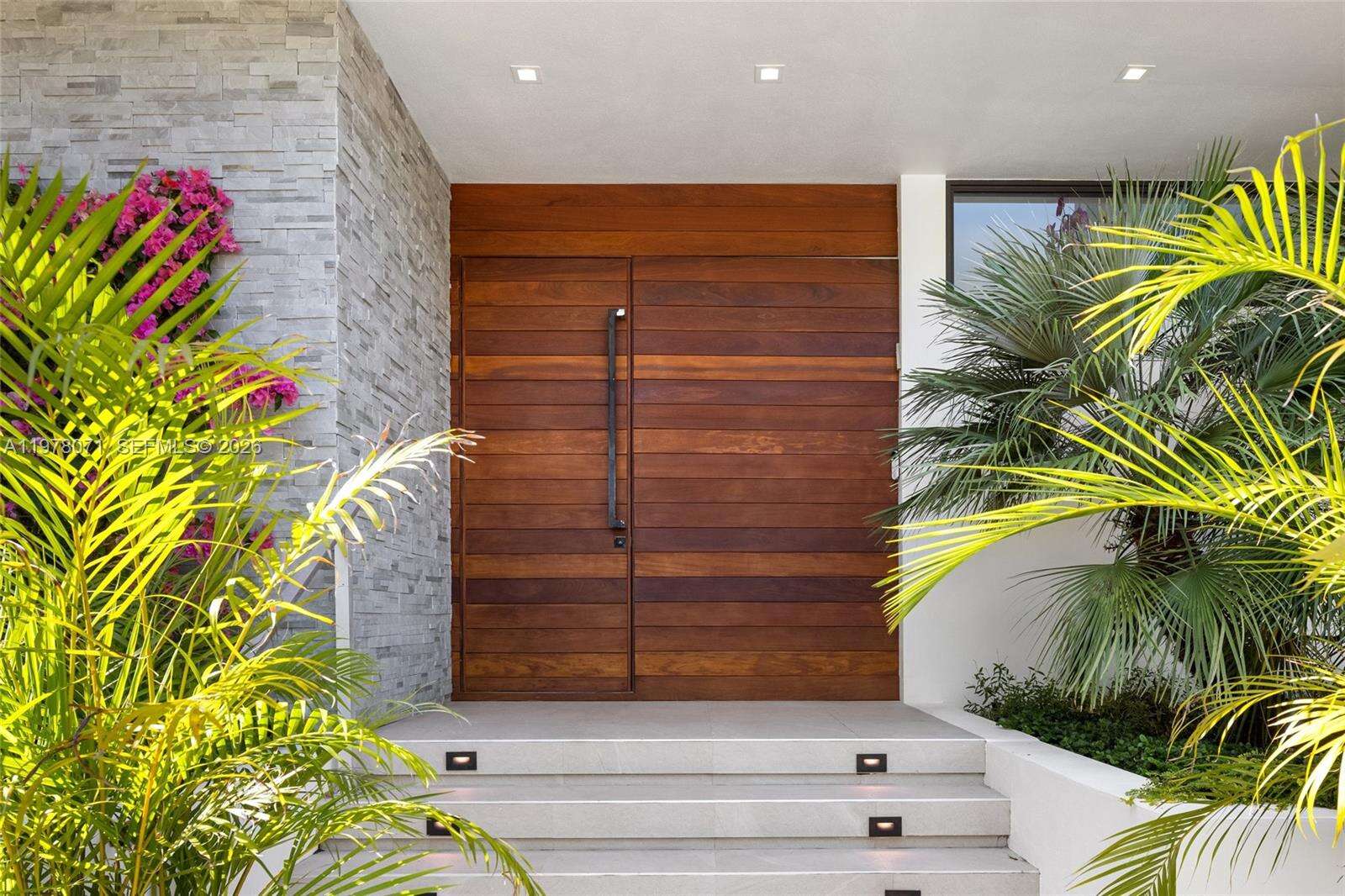 5701 Bay Rd, Miami Beach, FL 33140 | Picture 5