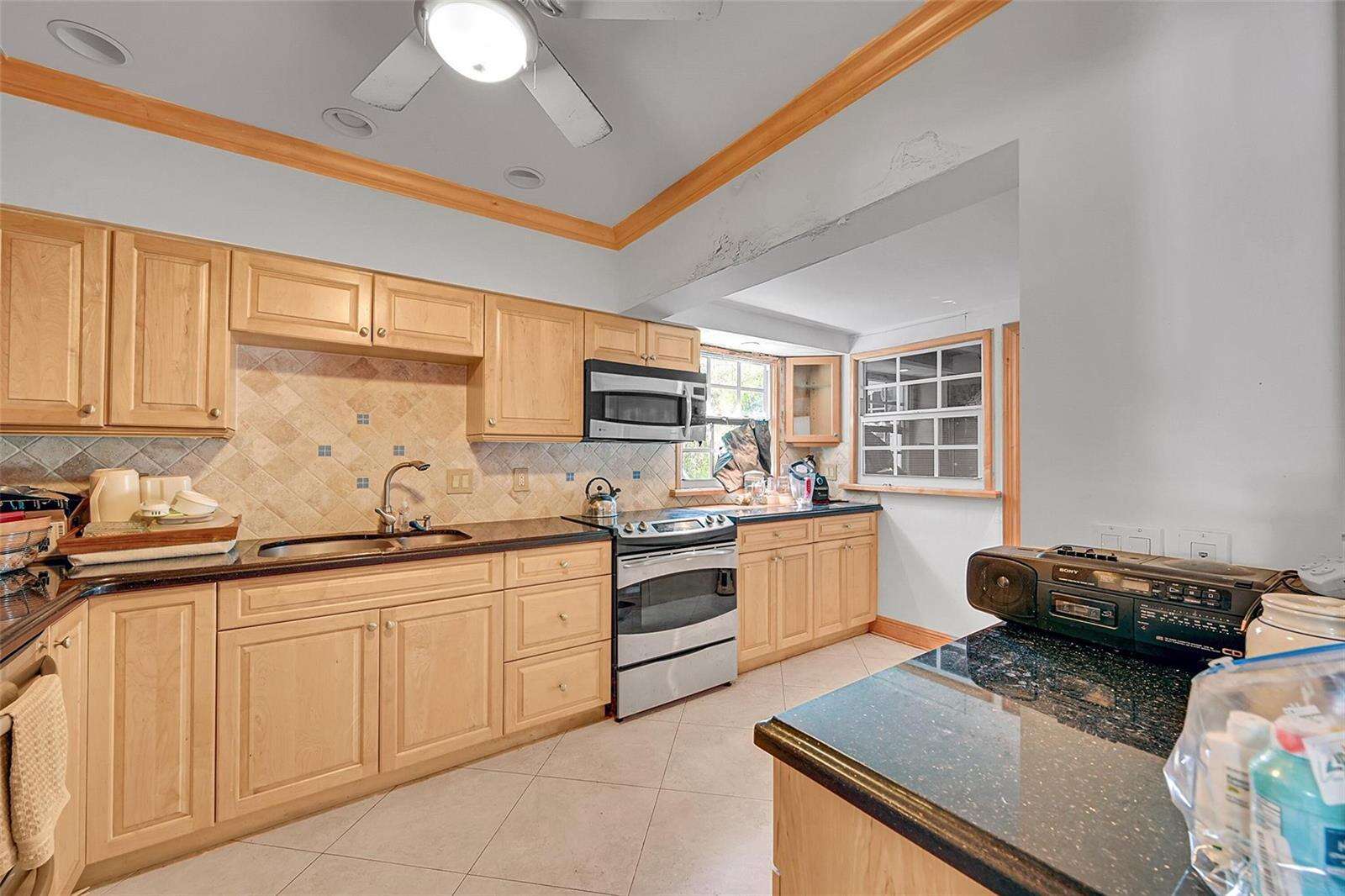 1317 2nd, Fort Lauderdale, FL 33316 - For Sale photo 11