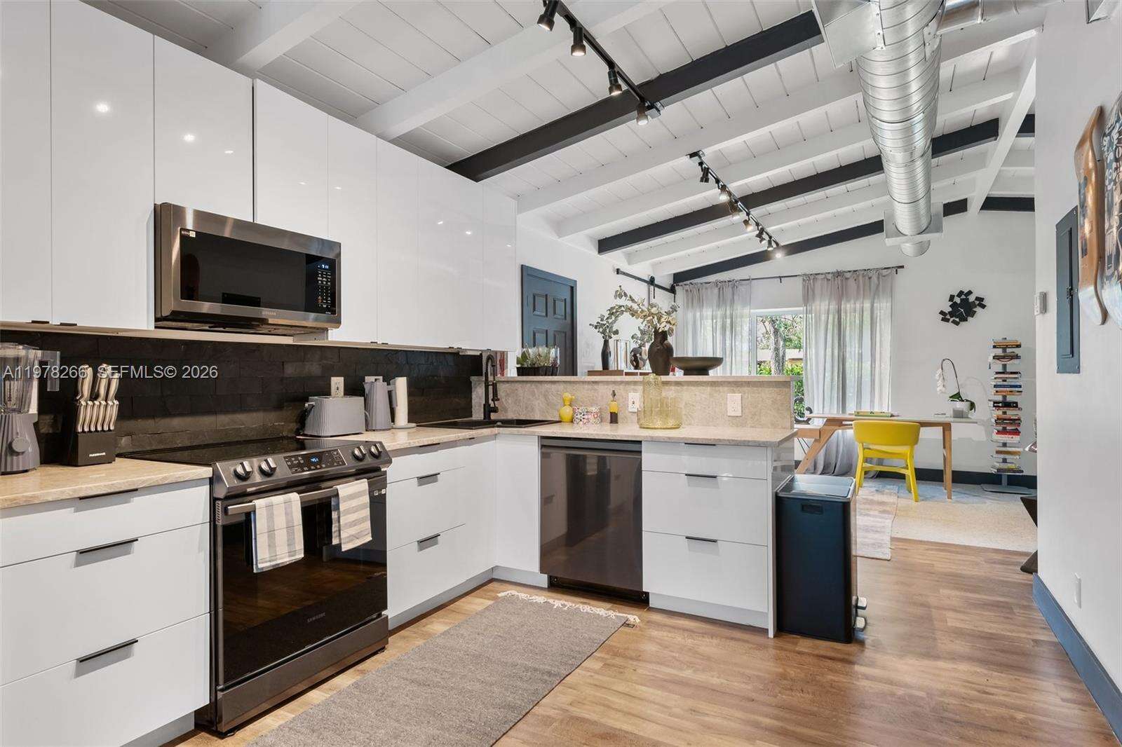 2860 13th Ct, Fort Lauderdale, FL 33312 | Picture 15