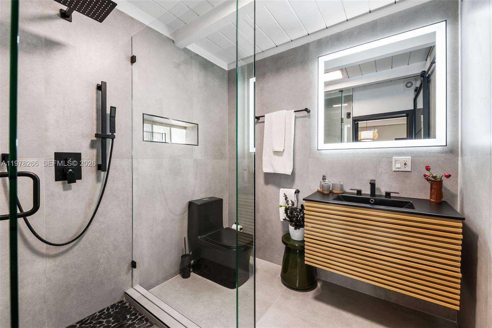 2860 13th Ct, Fort Lauderdale, FL 33312 | Picture 25