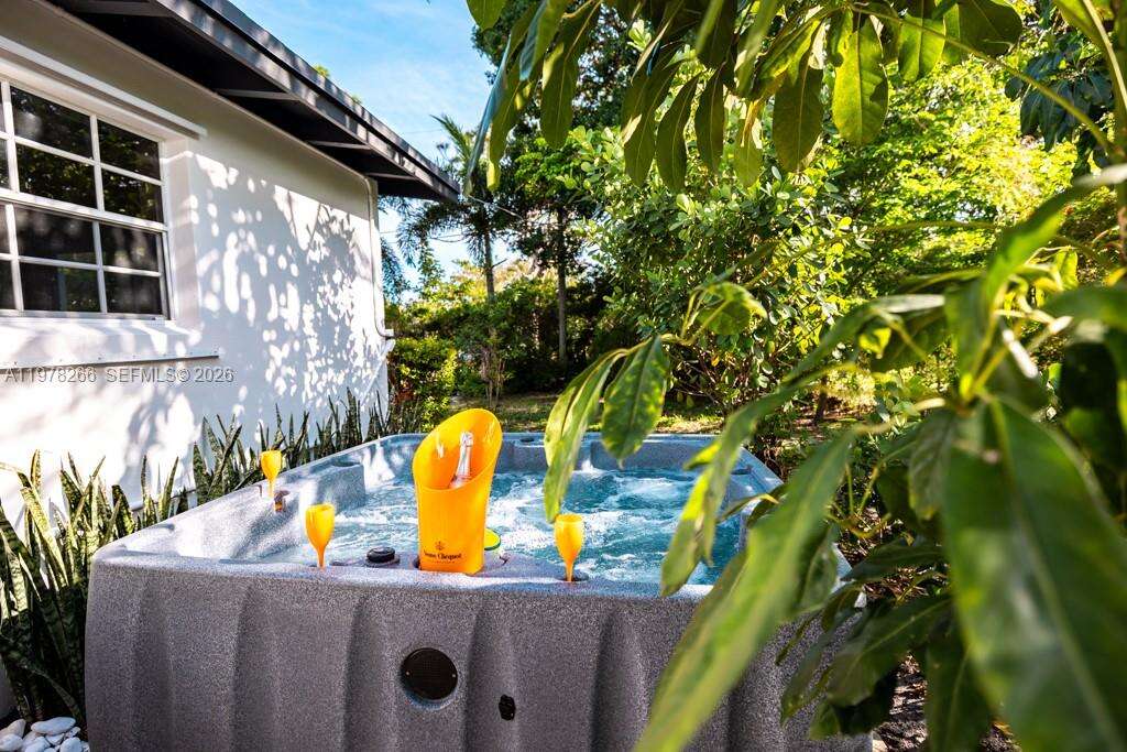 2860 13th Ct, Fort Lauderdale, FL 33312 | Picture 35