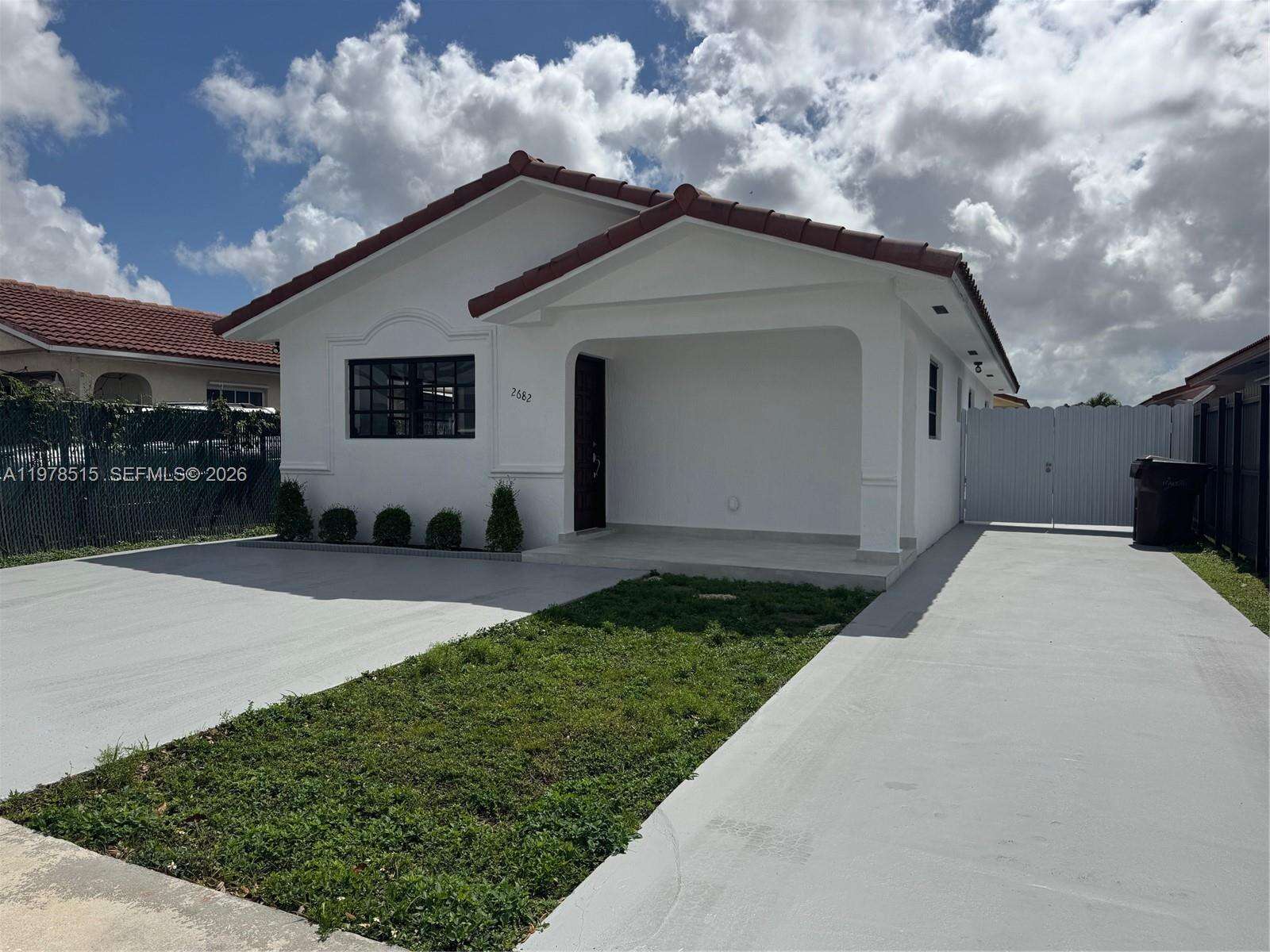 2682 70th Pl, Hialeah, FL 33016 | Picture 2